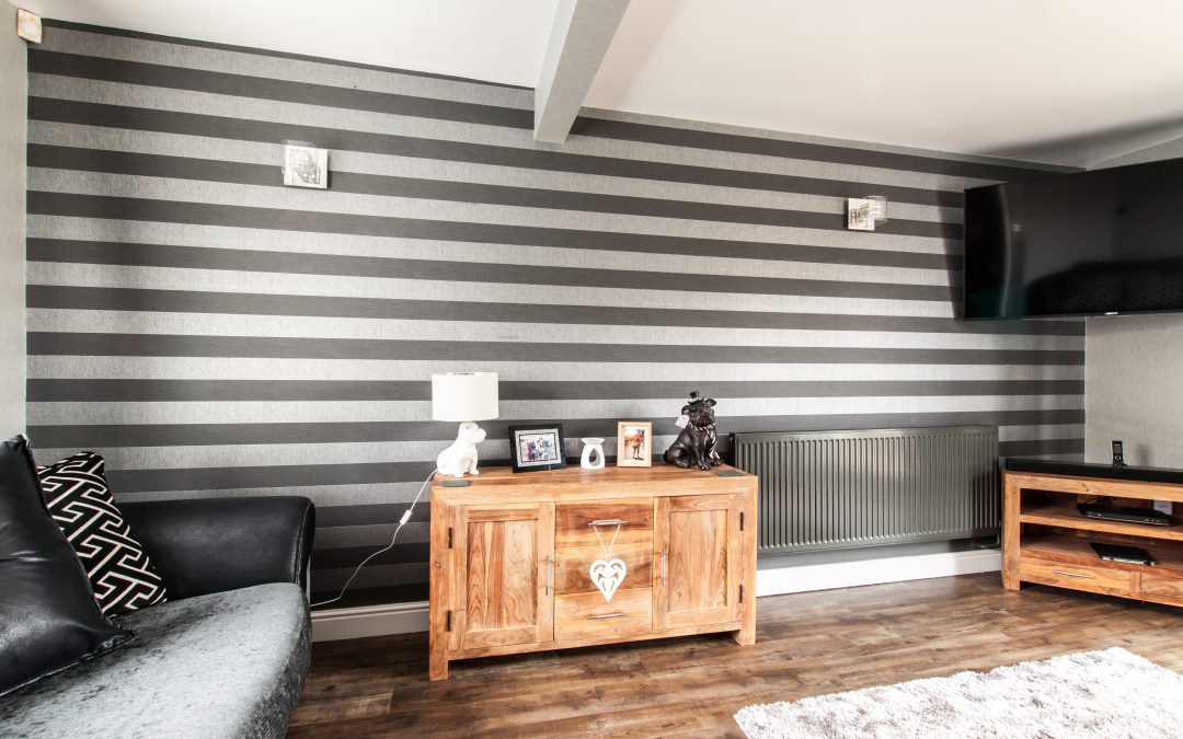 Wallpaper & Stripes